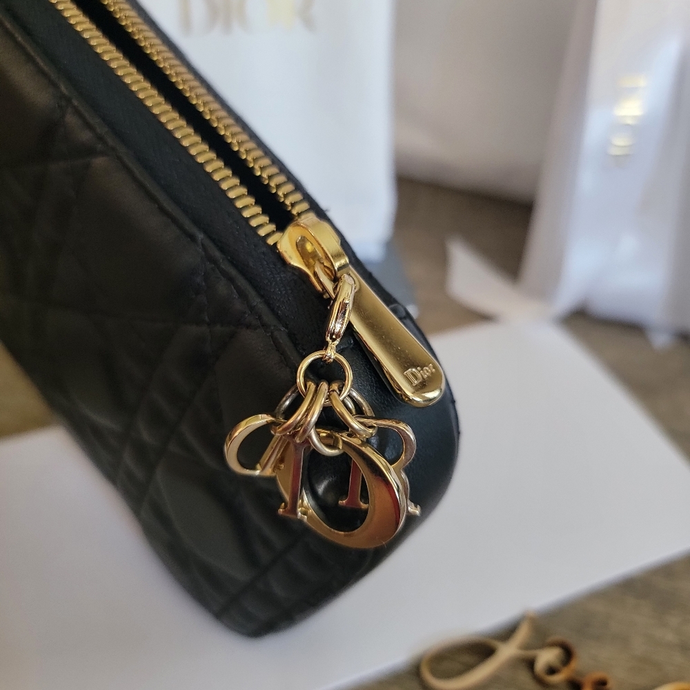 Brand new Dior phone case - Picture 7 of 8